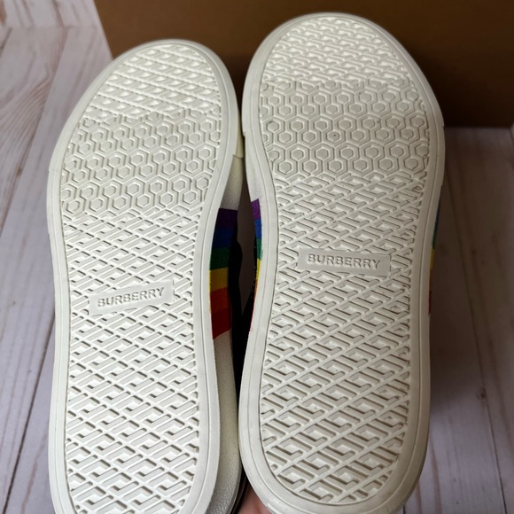 Burberry Thompson Leather Slip-On Sneaker Black 39 / 9 - Picture 8 of 8